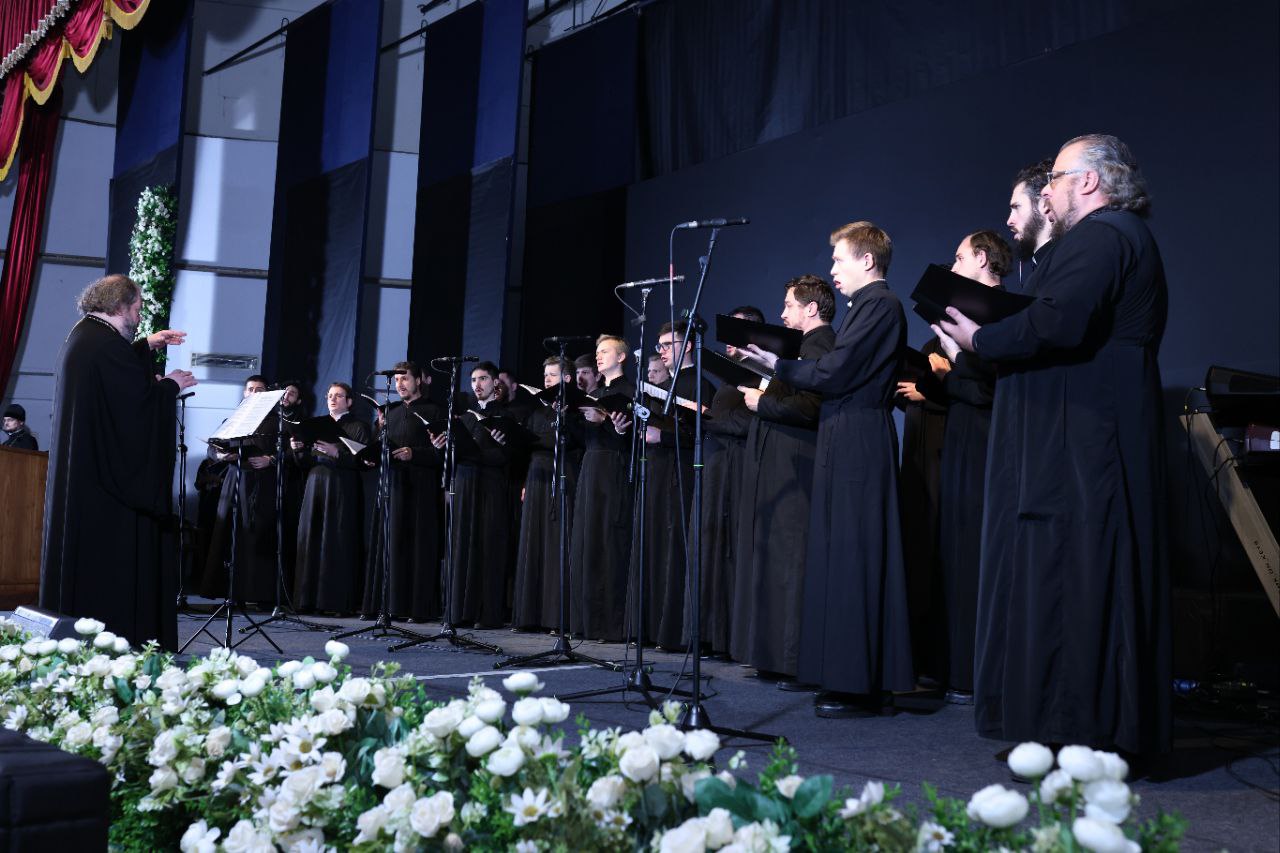 Хор Свято-Троицкой Сергиевой Лавры