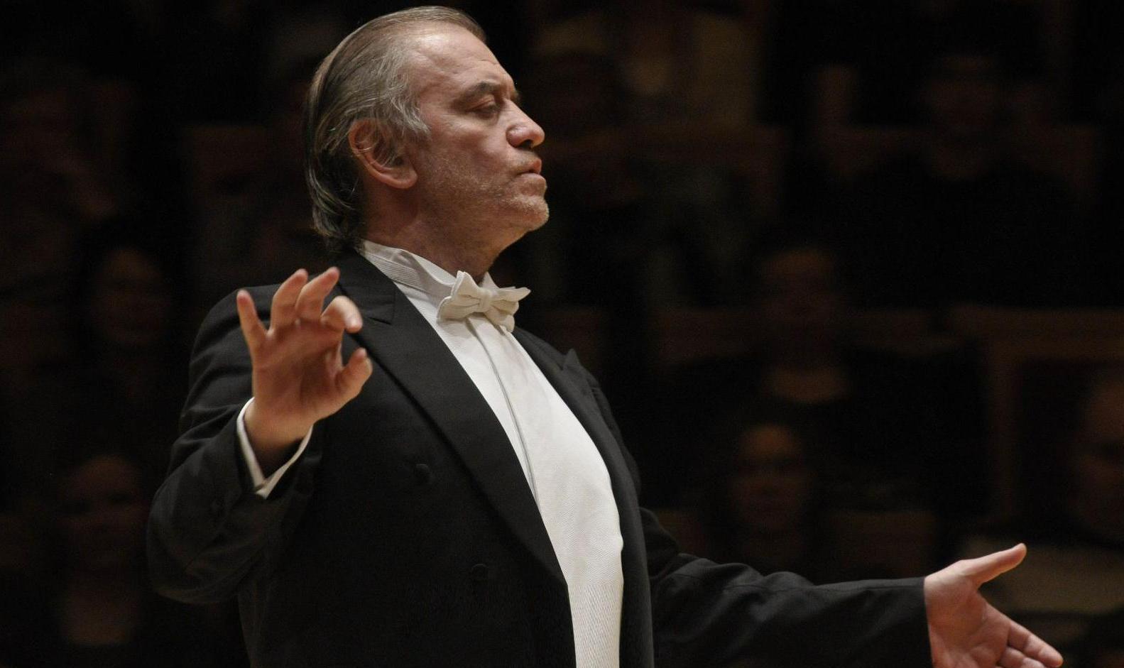 Объединенный симфонический оркестр Мариинского и Большого театров. Дирижер - Валерий Гергиев
