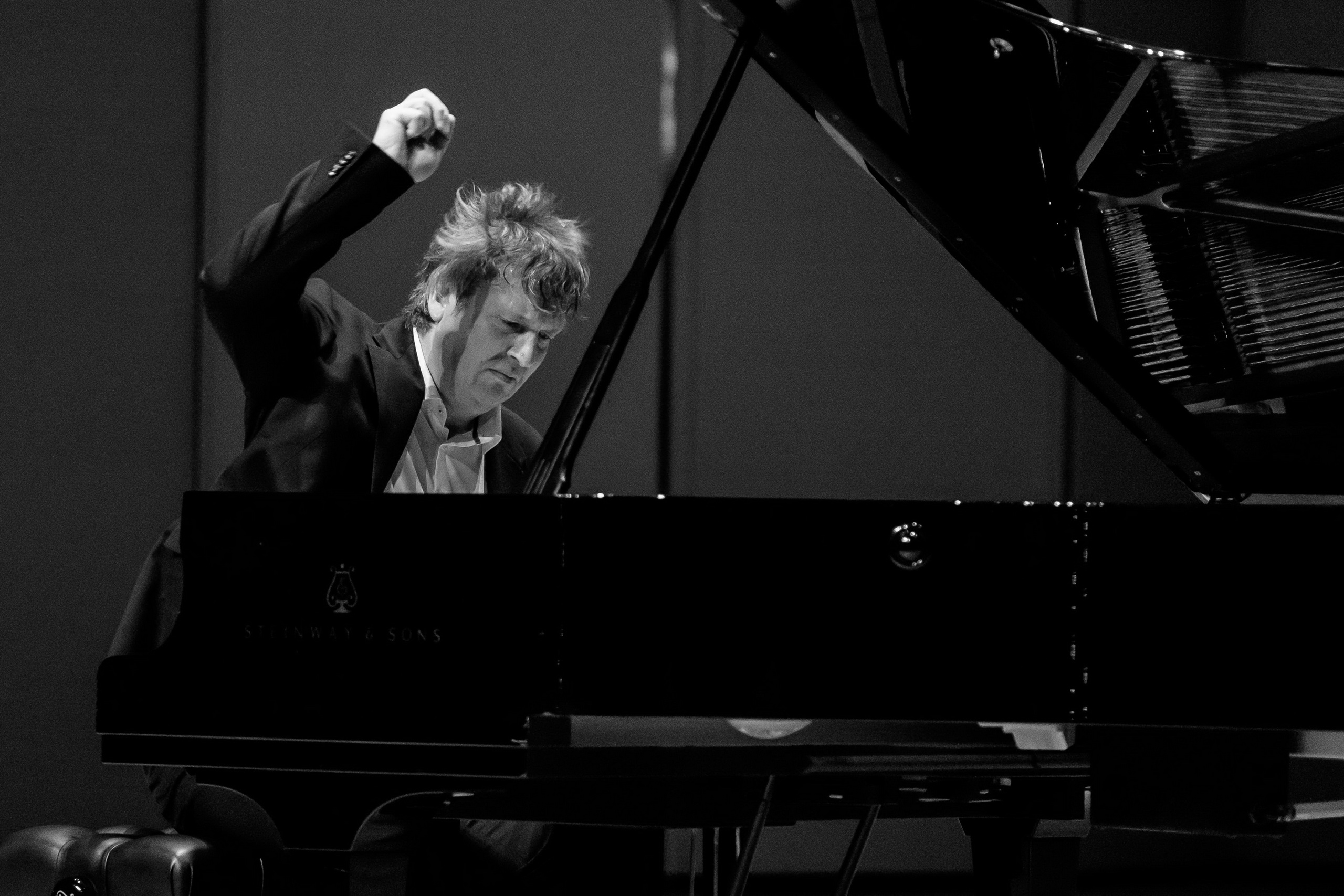 Борис Березовский (фортепиано), Иван Почекин (скрипка)