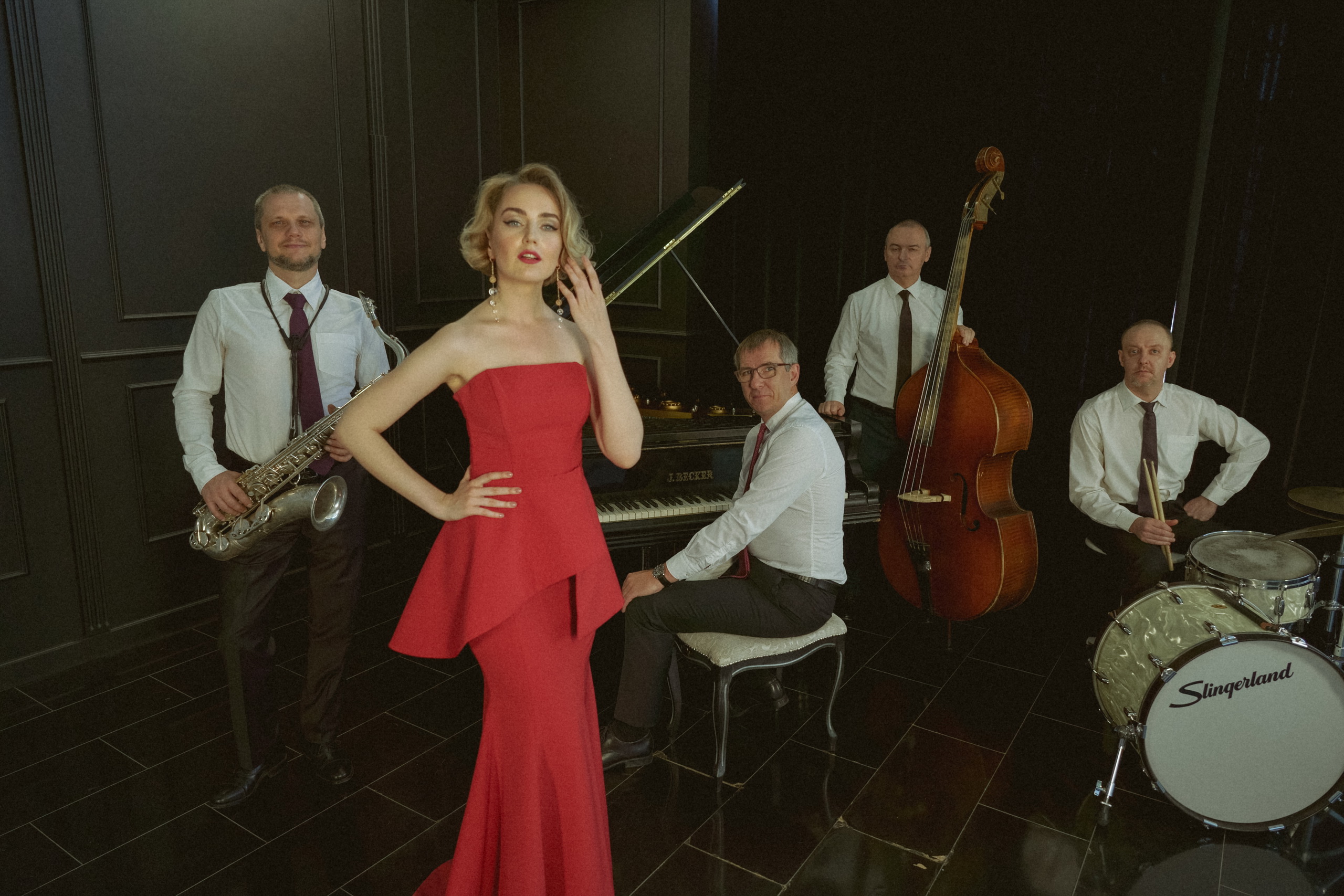 Анастасия Лютова и «Лютый Бэнд»