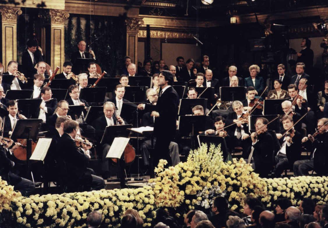 Показ экранизации оперы 